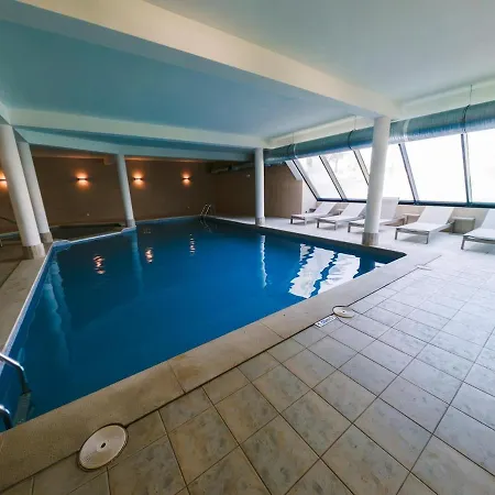 With 2 Bedrooms In Balaia, Olhos De água, *