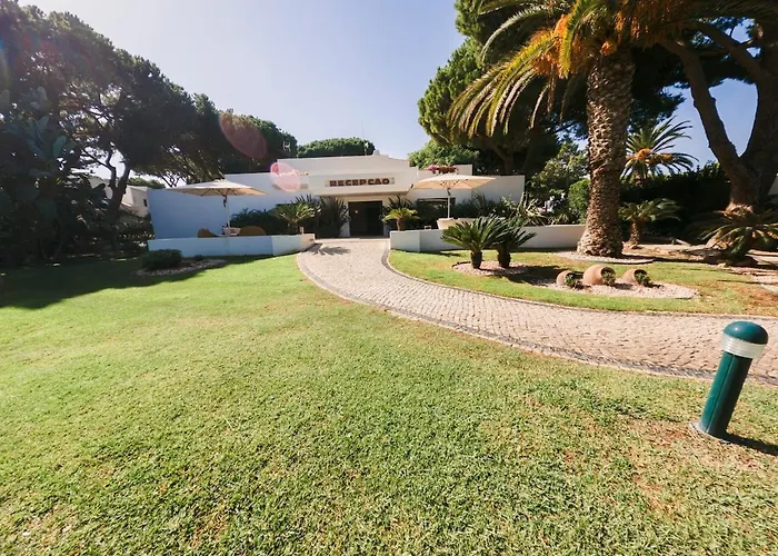 With 2 Bedrooms In Balaia, Olhos De Agua, 아파트 알부페이라