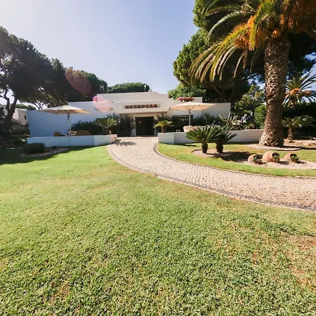With 2 Bedrooms In Balaia, Olhos De Agua, Daire Albufeira
